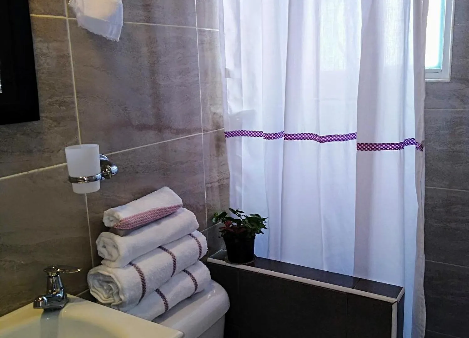 Habitacion En Suba, Bogota 0*,